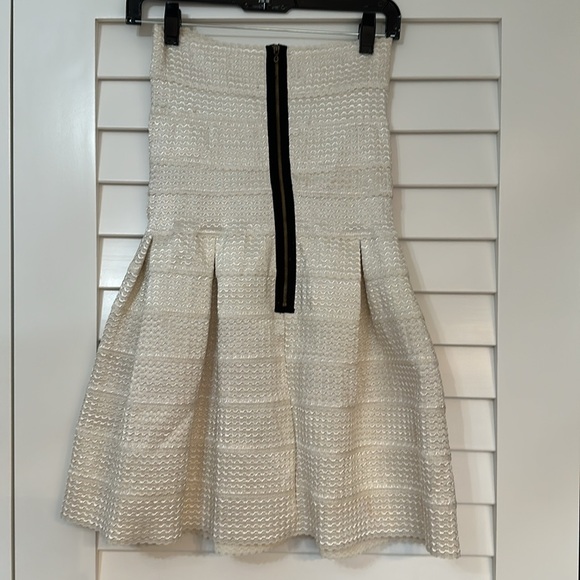 L’ATISTE By Amy Strapless Mini - Picture 6 of 8